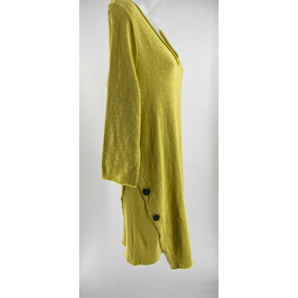 Chalet Women's Pistachio V-Neck Asymmetrical Tunic Top With Side Buttons & 3/4 S - Picture 7 of 13